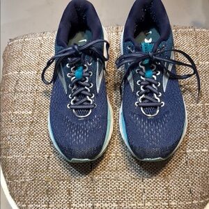 Women's Blue Athletic Shoes